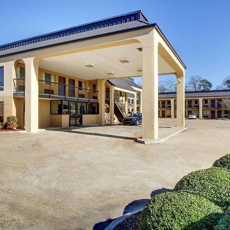 Econo Lodge Pearl Bagian luar foto
